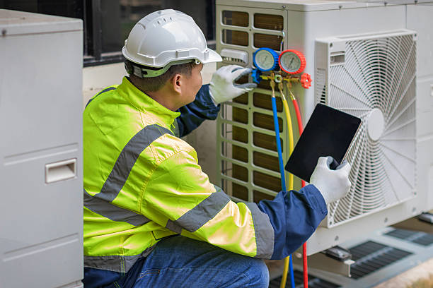 Professional Hvac technician working in Troy, NY
